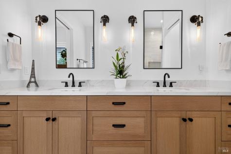 3722 Deauville Place Santa Rosa CA 95403