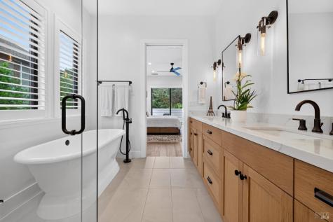 3722 Deauville Place Santa Rosa CA 95403
