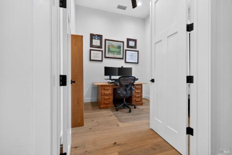 3722 Deauville Place Santa Rosa CA 95403