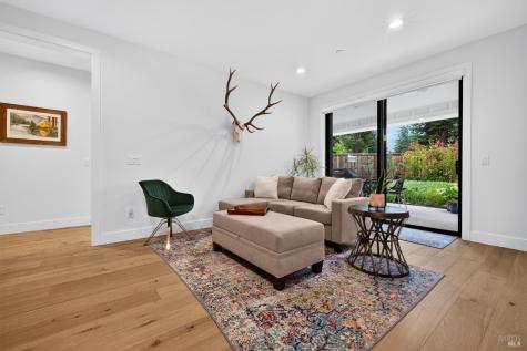 3722 Deauville Place Santa Rosa CA 95403
