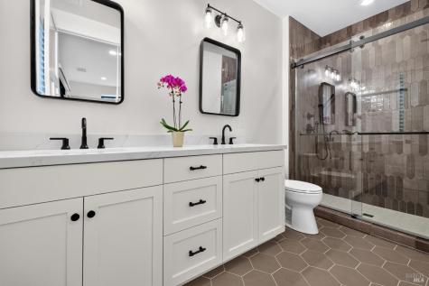 3722 Deauville Place Santa Rosa CA 95403