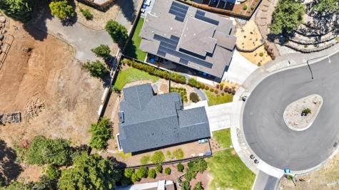 3722 Deauville Place Santa Rosa CA 95403
