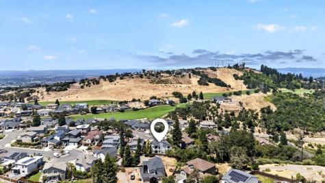 3722 Deauville Place Santa Rosa CA 95403