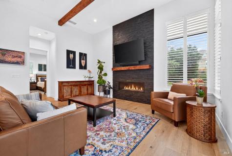 3722 Deauville Place Santa Rosa CA 95403