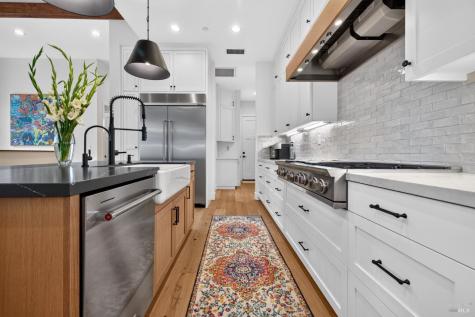 3722 Deauville Place Santa Rosa CA 95403