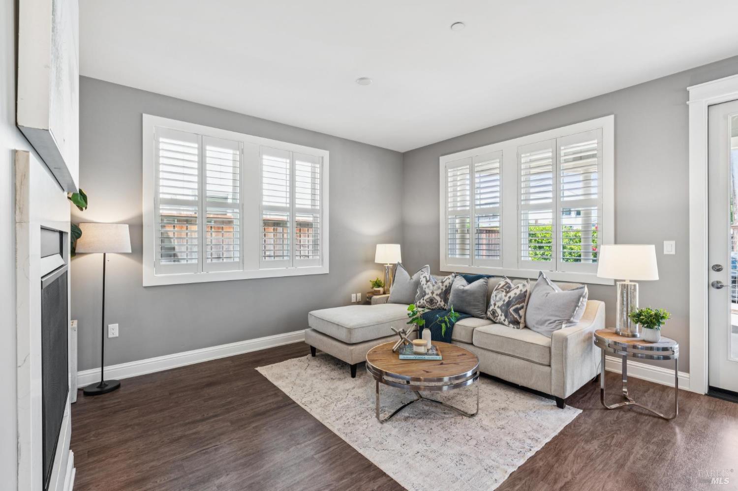 117 Grayson Way Healdsburg CA 95448