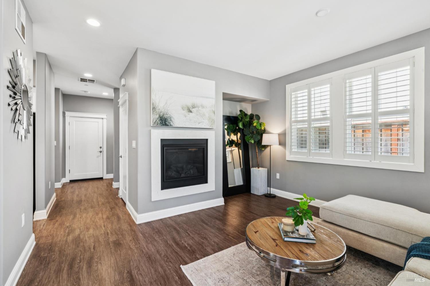 117 Grayson Way Healdsburg CA 95448