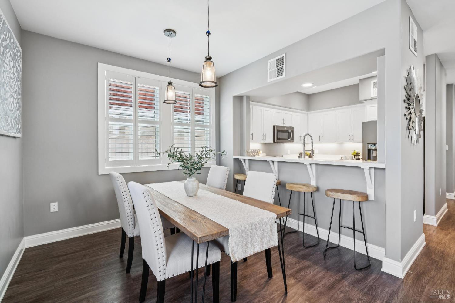 117 Grayson Way Healdsburg CA 95448