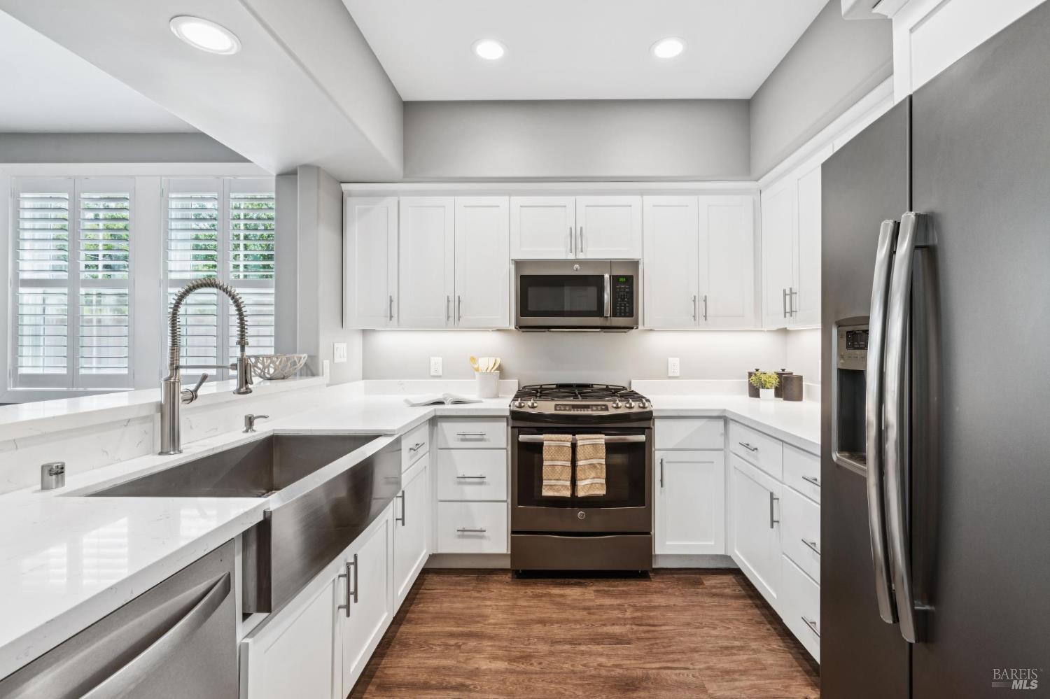 117 Grayson Way Healdsburg CA 95448