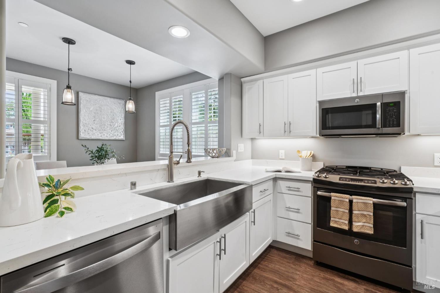 117 Grayson Way Healdsburg CA 95448