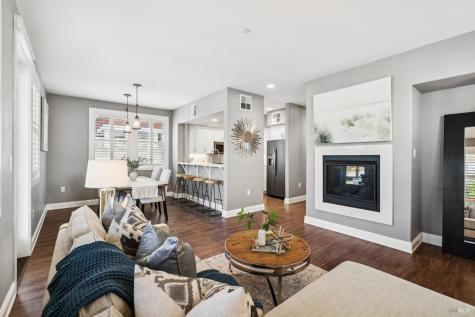 117 Grayson Way Healdsburg CA 95448