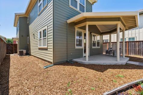 117 Grayson Way Healdsburg CA 95448