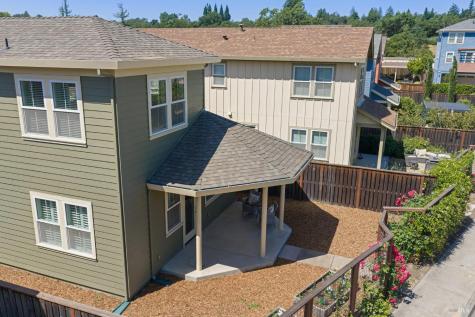 117 Grayson Way Healdsburg CA 95448