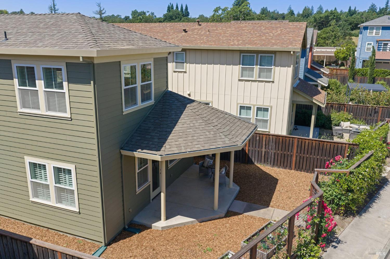 117 Grayson Way Healdsburg CA 95448