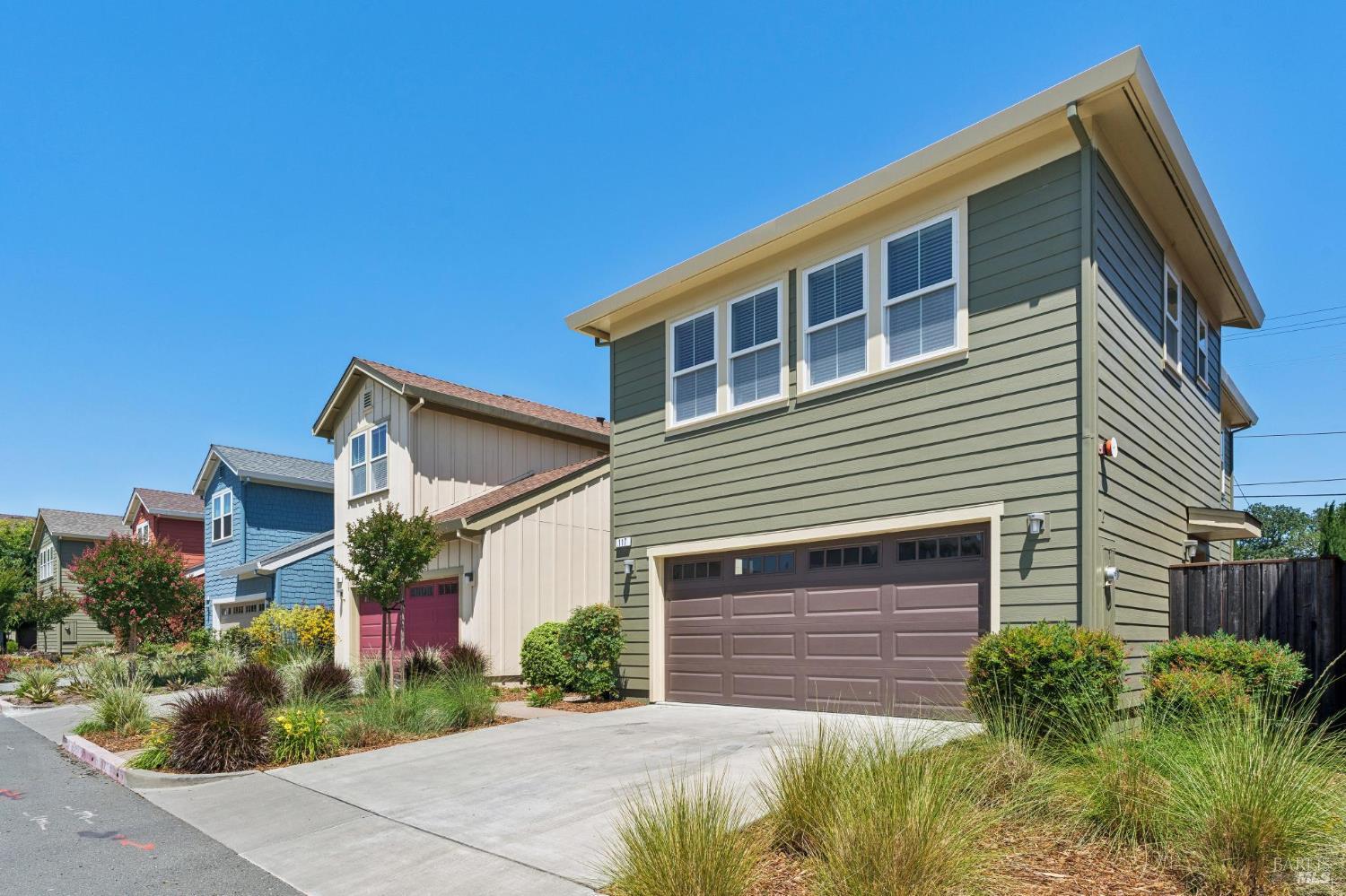 117 Grayson Way Healdsburg CA 95448