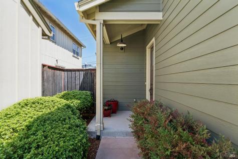 117 Grayson Way Healdsburg CA 95448