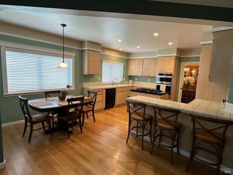 740 Jean Marie Drive Santa Rosa CA 95403