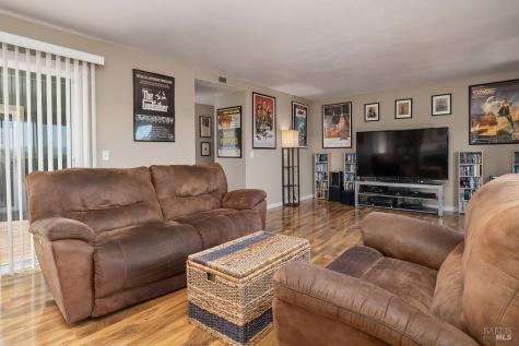 2729 Topaz Drive Novato CA 94945
