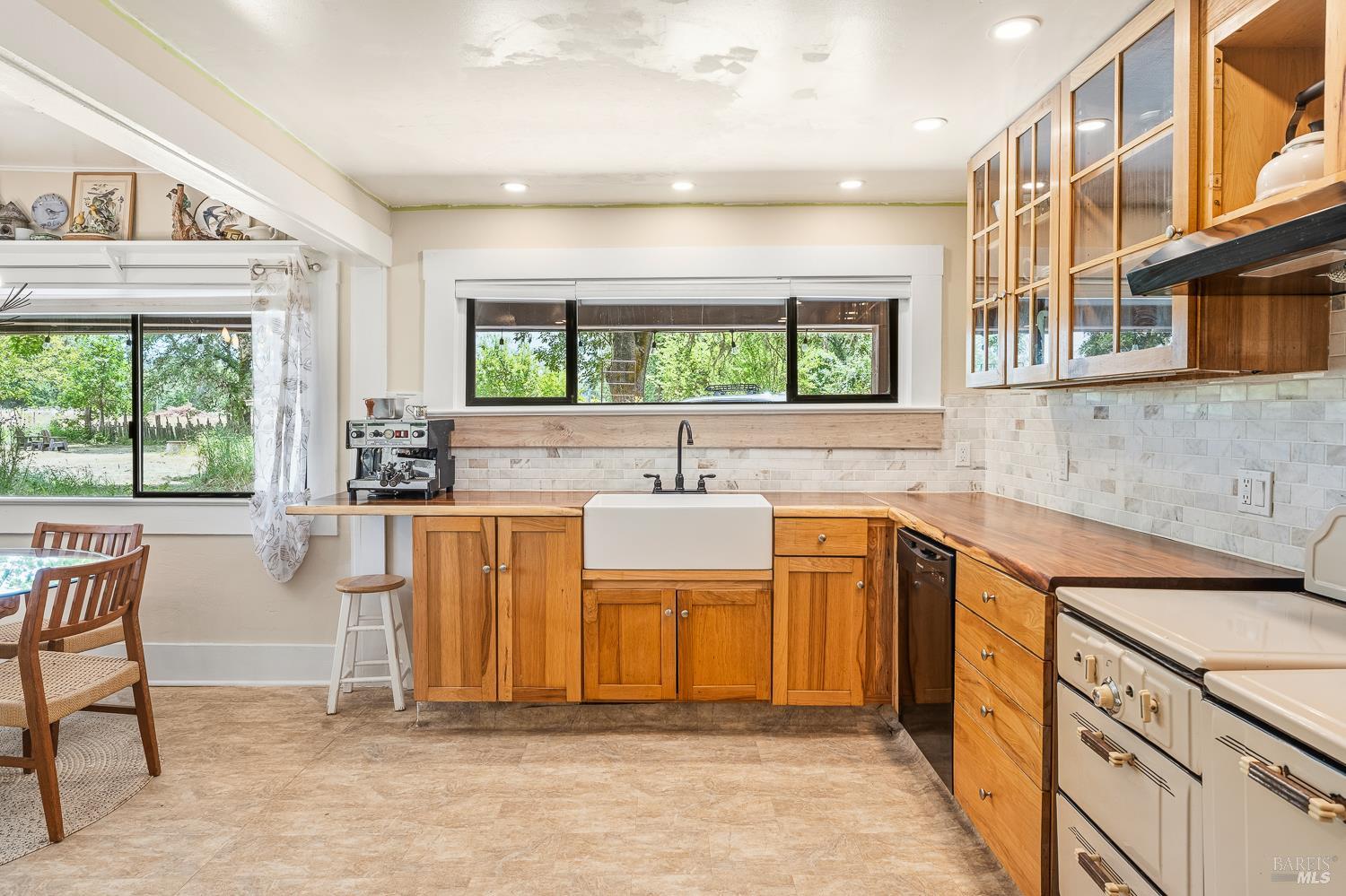 1150 Center Valley Road Willits CA 95490
