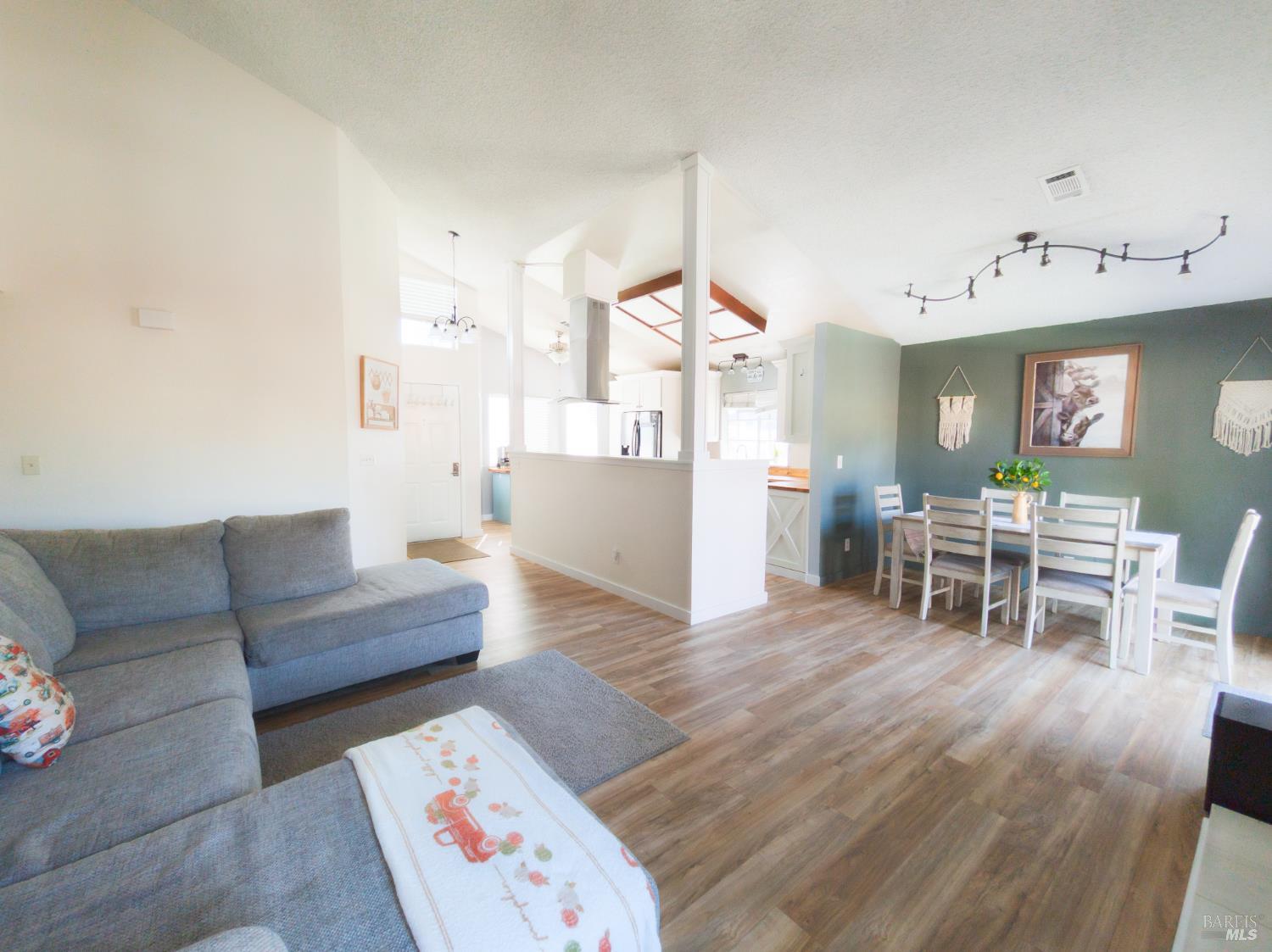 915 Scottsdale Drive Vacaville CA 95687