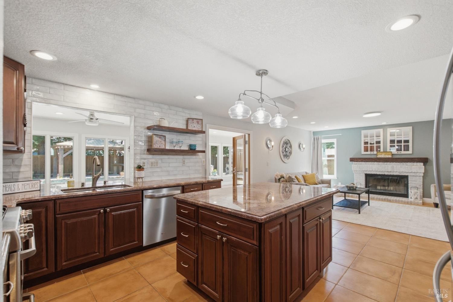 225 Grey Wolf Drive Vacaville CA 95688