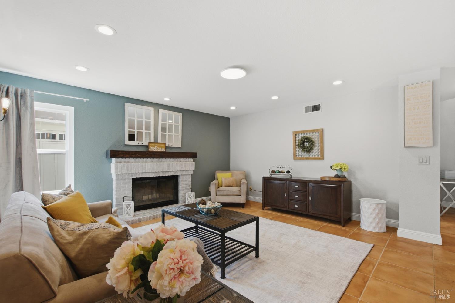 225 Grey Wolf Drive Vacaville CA 95688