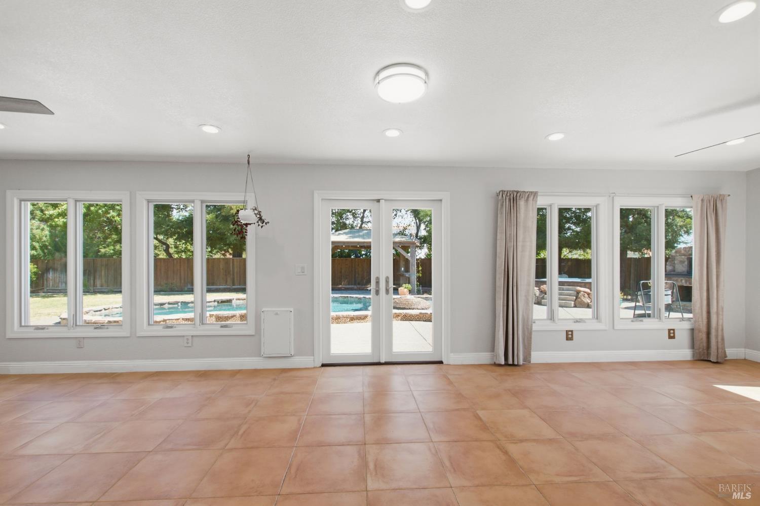225 Grey Wolf Drive Vacaville CA 95688