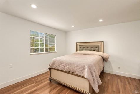 410 Tee Drive Healdsburg CA 95448