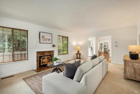 410 Tee Drive Healdsburg CA 95448