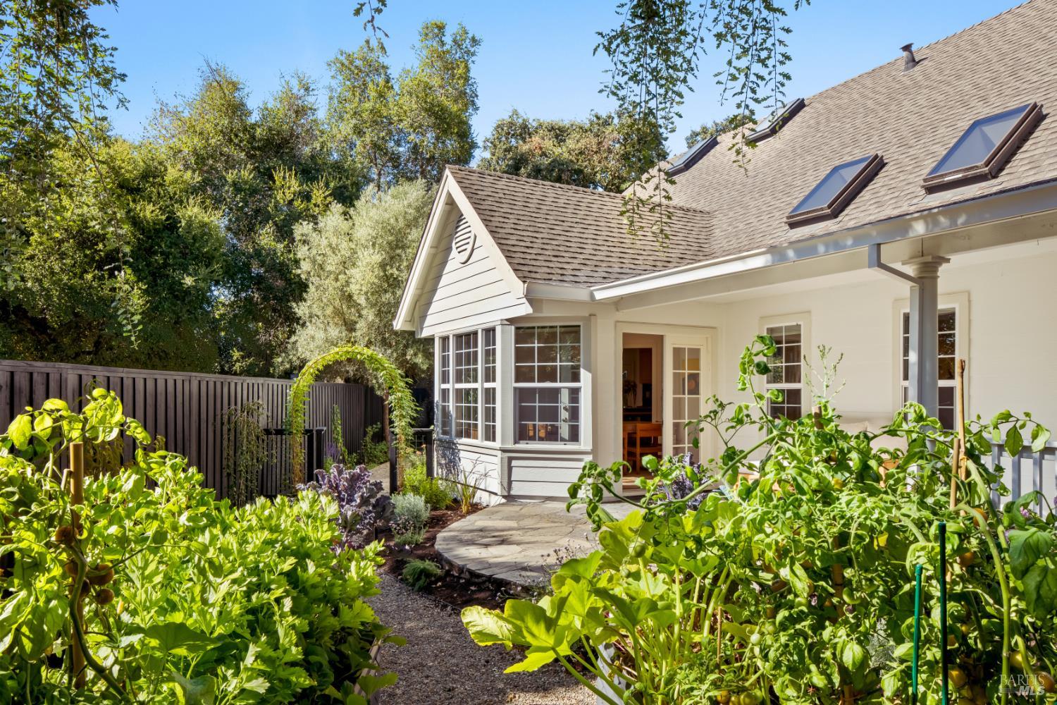 1160 Fryer Creek Drive Sonoma CA 95476