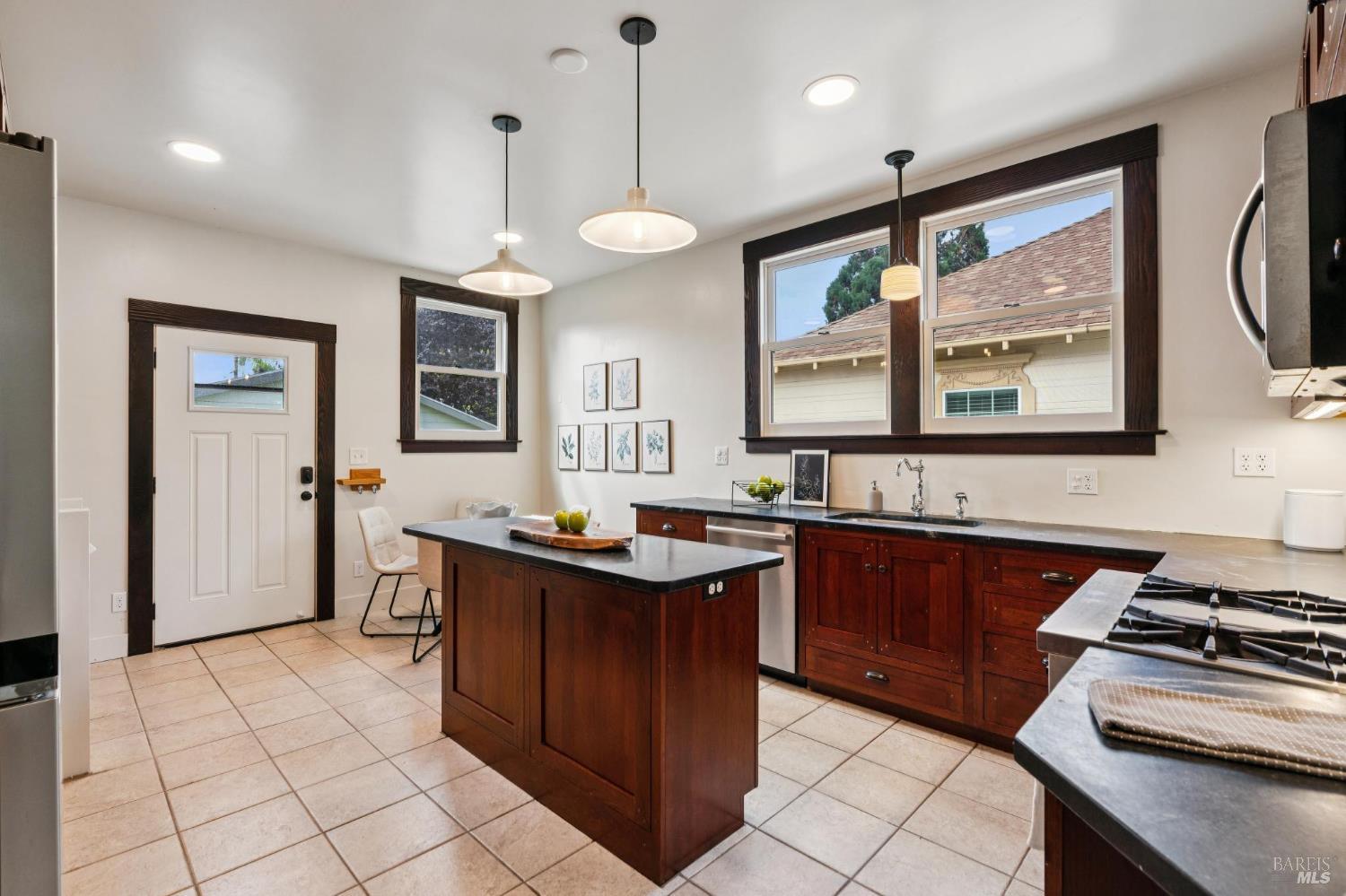 883 57th Street Oakland CA 94608