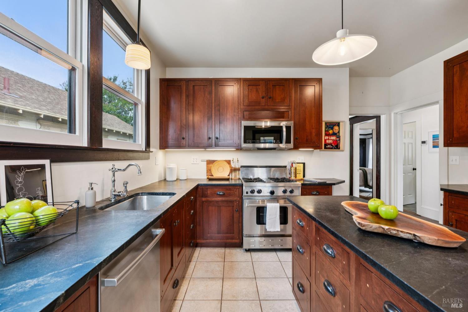 883 57th Street Oakland CA 94608