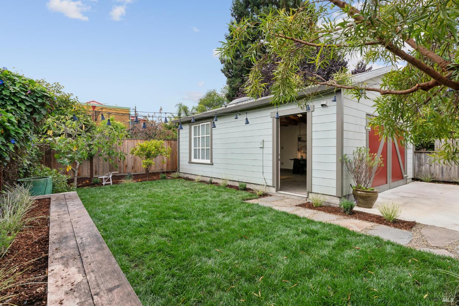 883 57th Street Oakland CA 94608