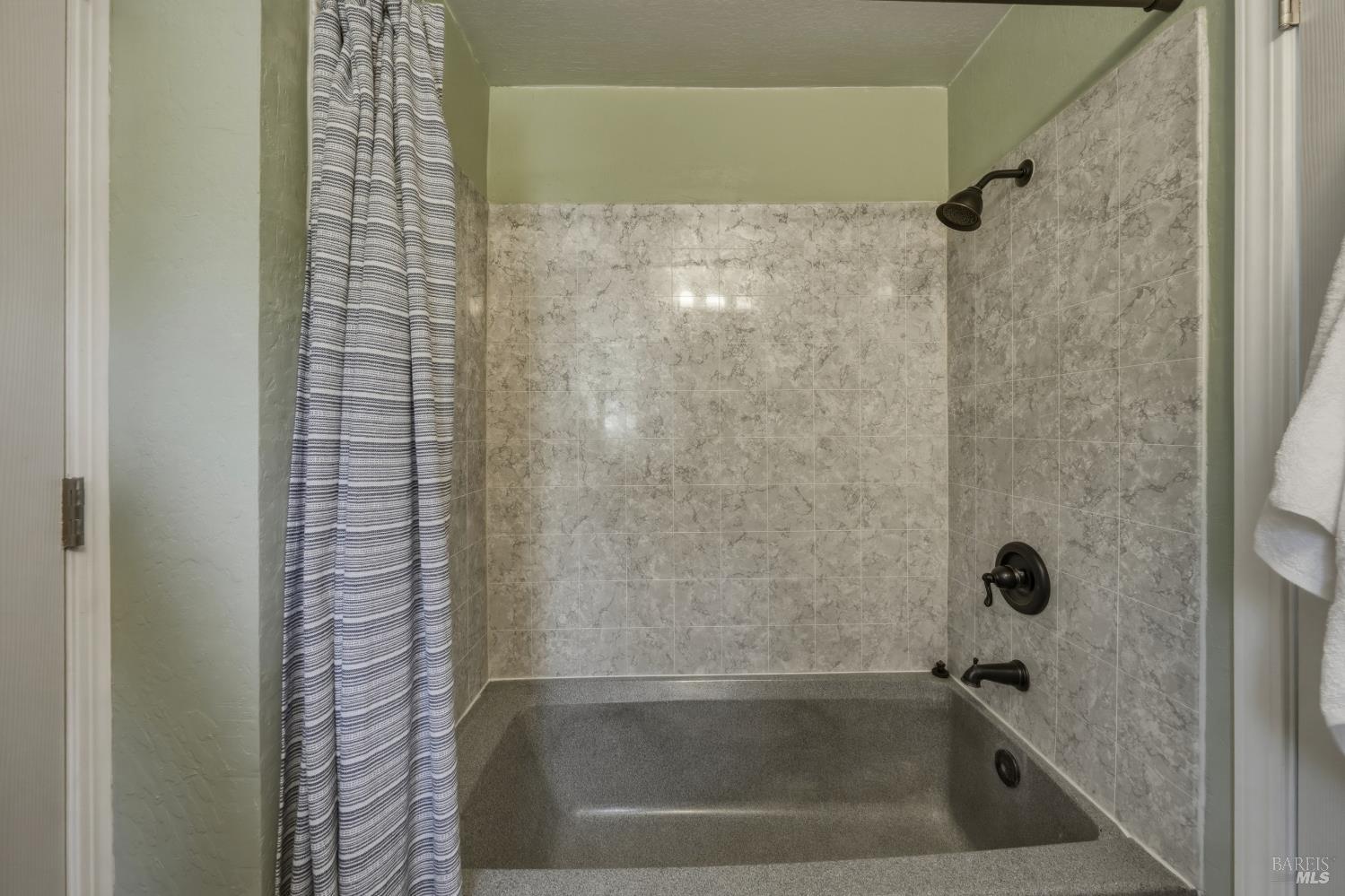 9260 Hoberg Drive E Cobb CA 95426