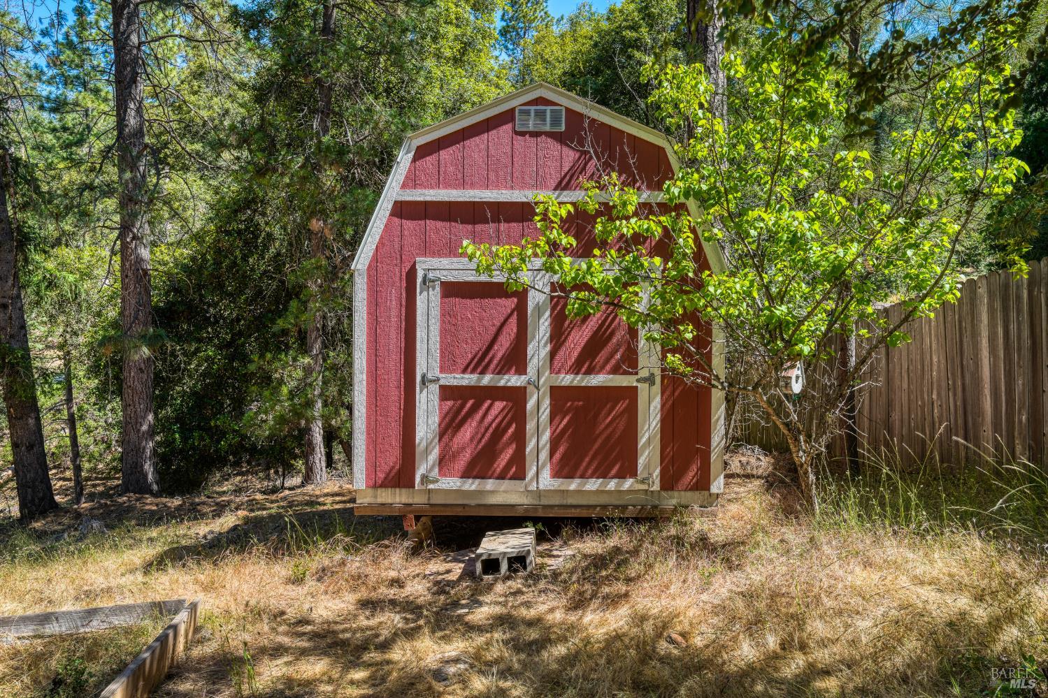 9260 Hoberg Drive E Cobb CA 95426