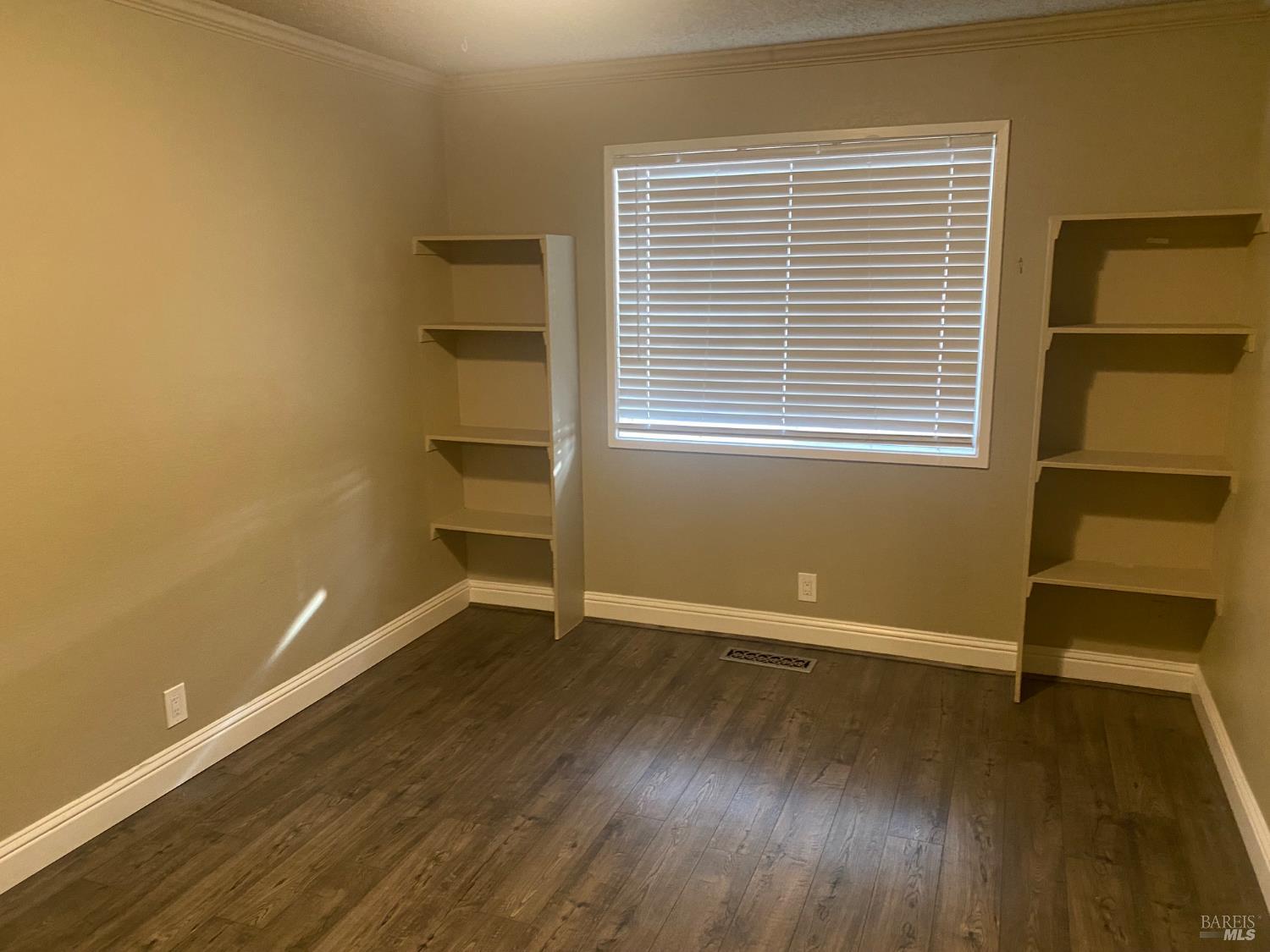 401 Donaldson Court Suisun City CA 94585