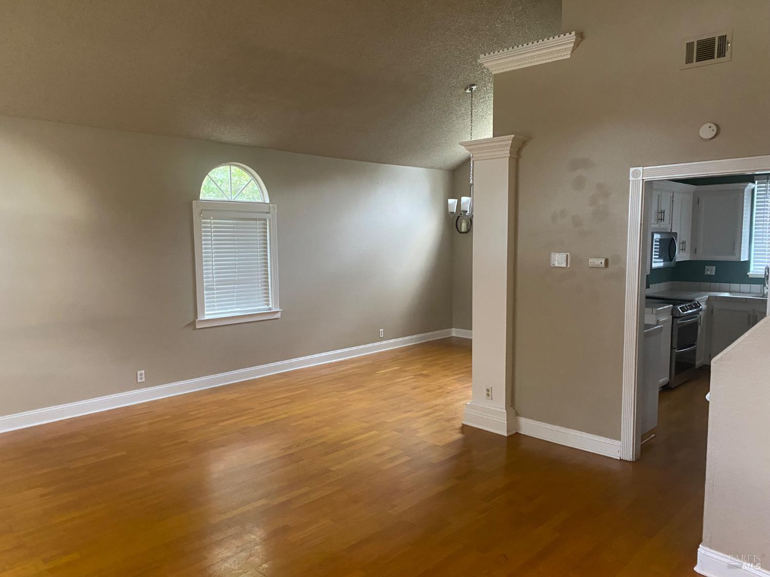 401 Donaldson Court Suisun City CA 94585