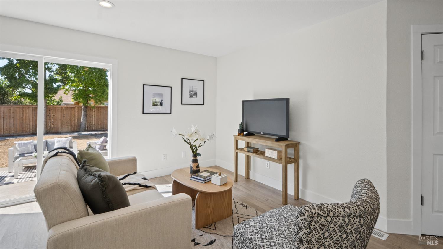 1133 Levine Drive Santa Rosa CA 95401