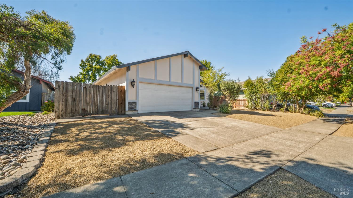 1133 Levine Drive Santa Rosa CA 95401