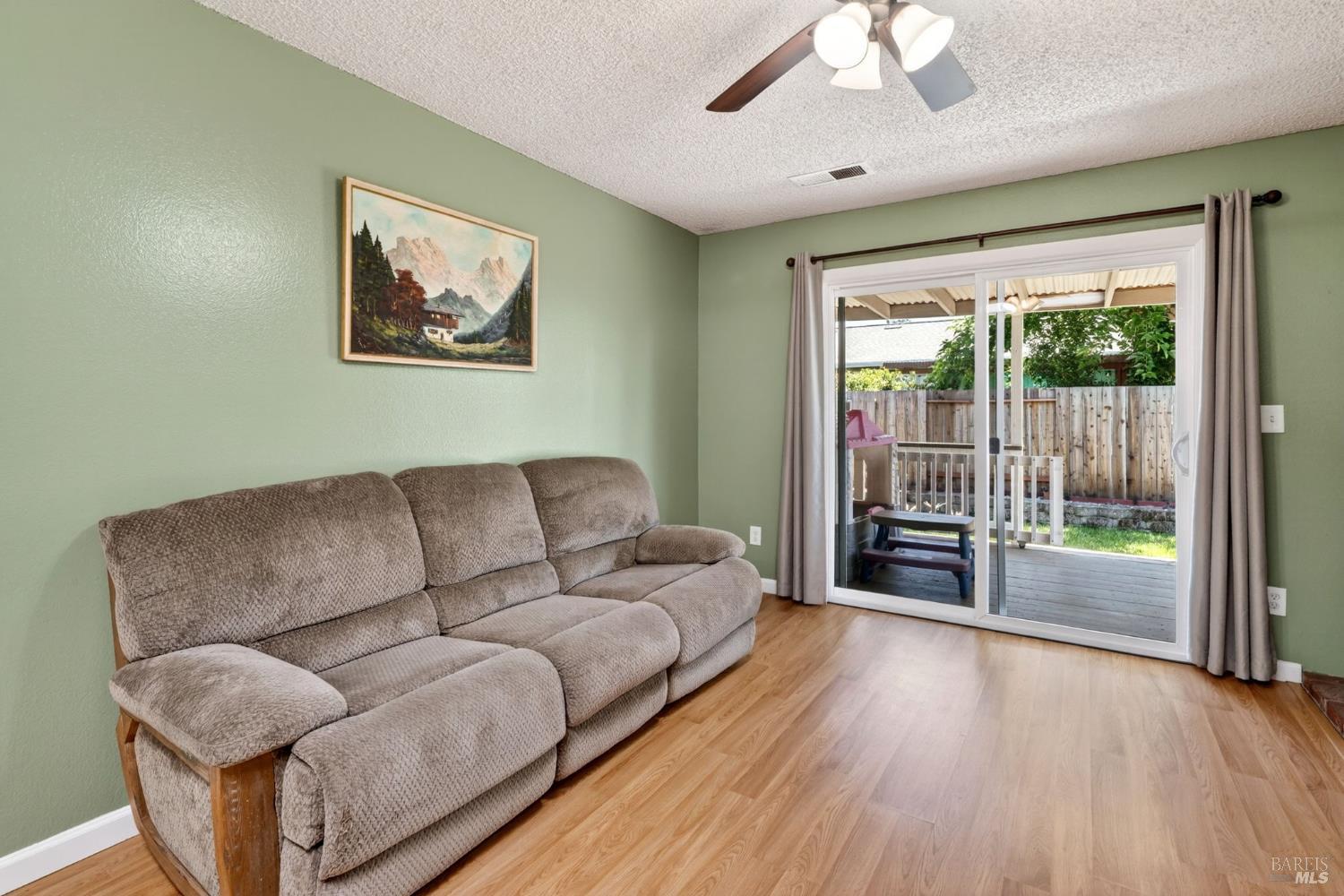 4526 Hillview Court Rohnert Park CA 94928