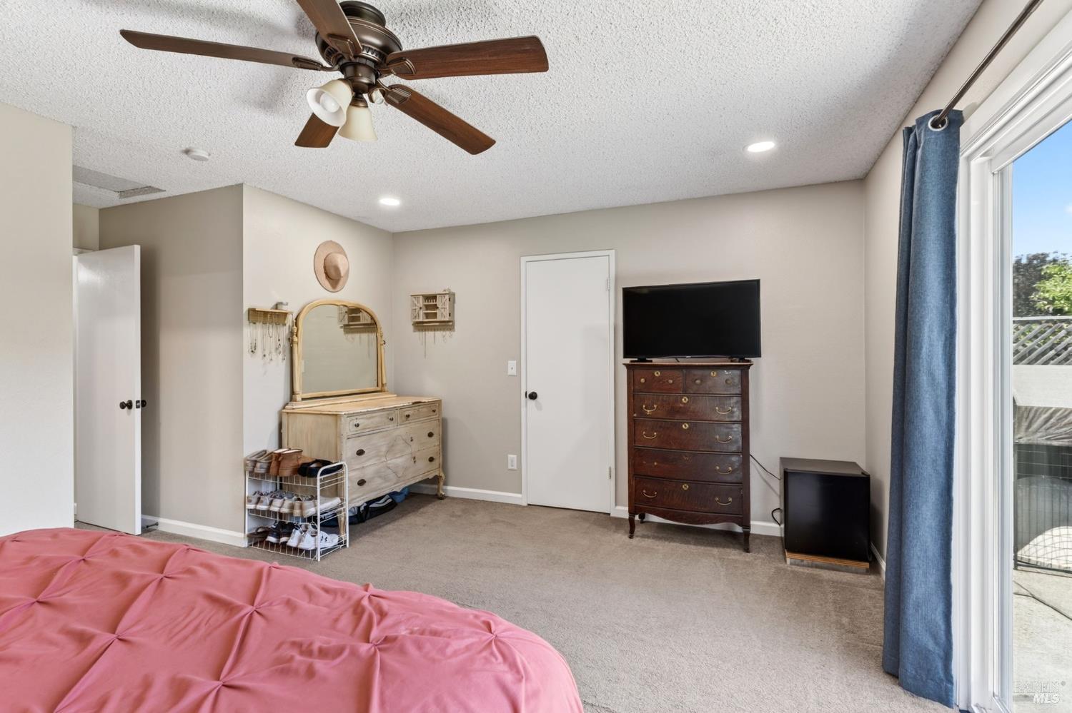 4526 Hillview Court Rohnert Park CA 94928