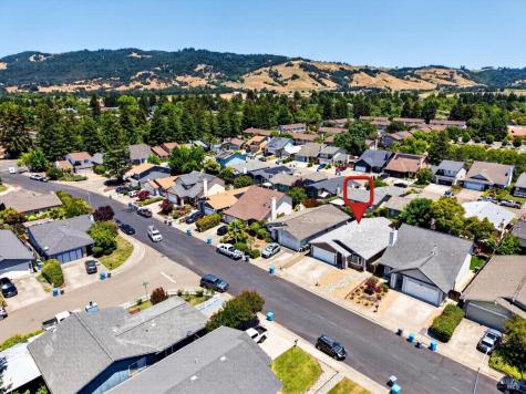 4526 Hillview Court Rohnert Park CA 94928