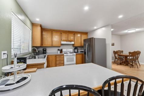 4526 Hillview Court Rohnert Park CA 94928