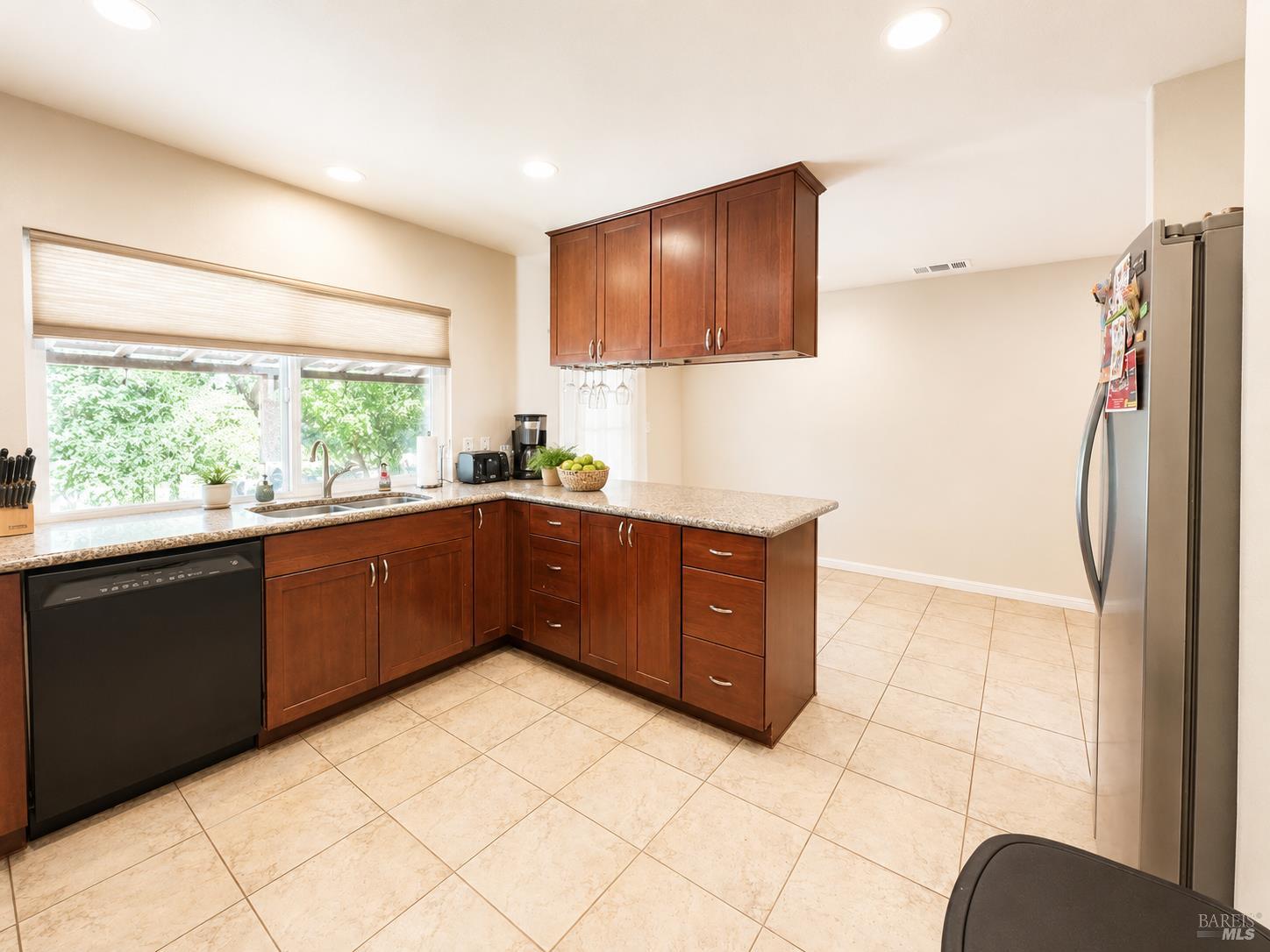 1913 Southwood Drive Vacaville CA 95687