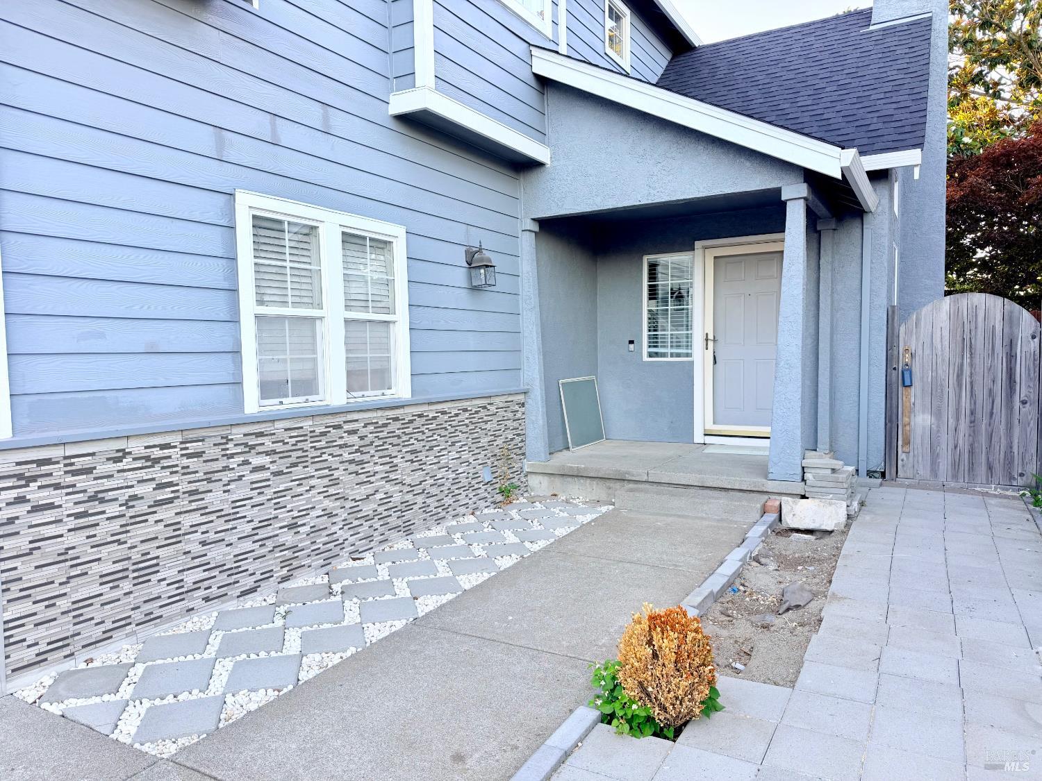 2360 Wicket Avenue Santa Rosa CA 95403