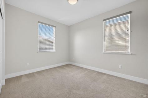 1273 Del Rancho Way Petaluma CA 94954
