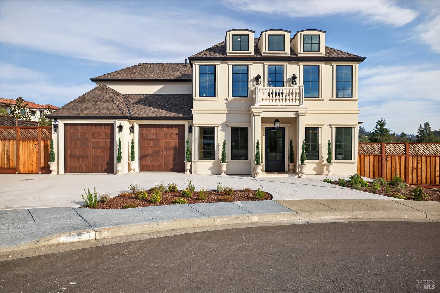 3724 Lakebriar Place Santa Rosa CA 95403