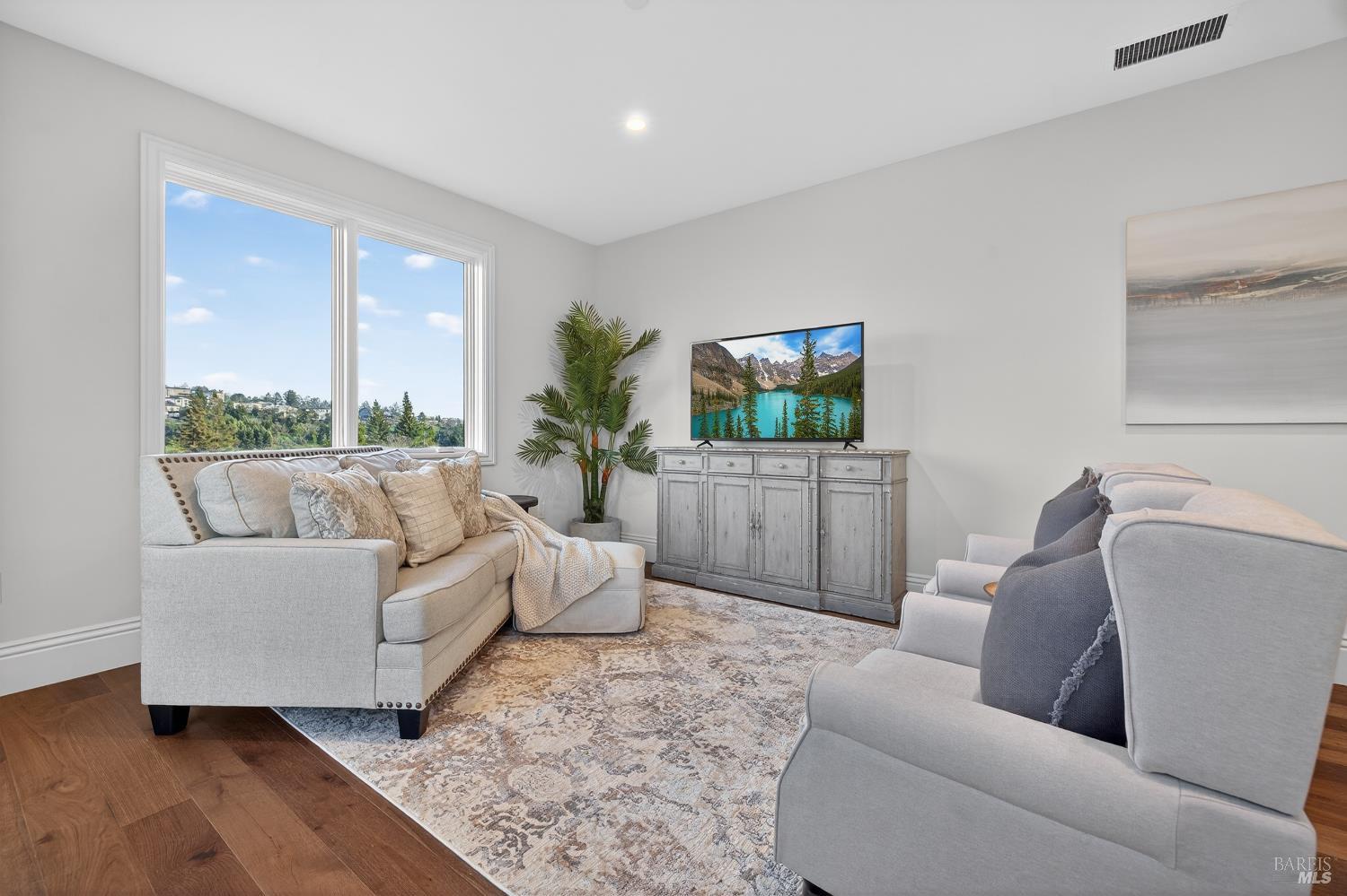 3724 Lakebriar Place Santa Rosa CA 95403