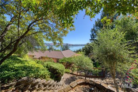 3295 S Lake Court Kelseyville CA 95451