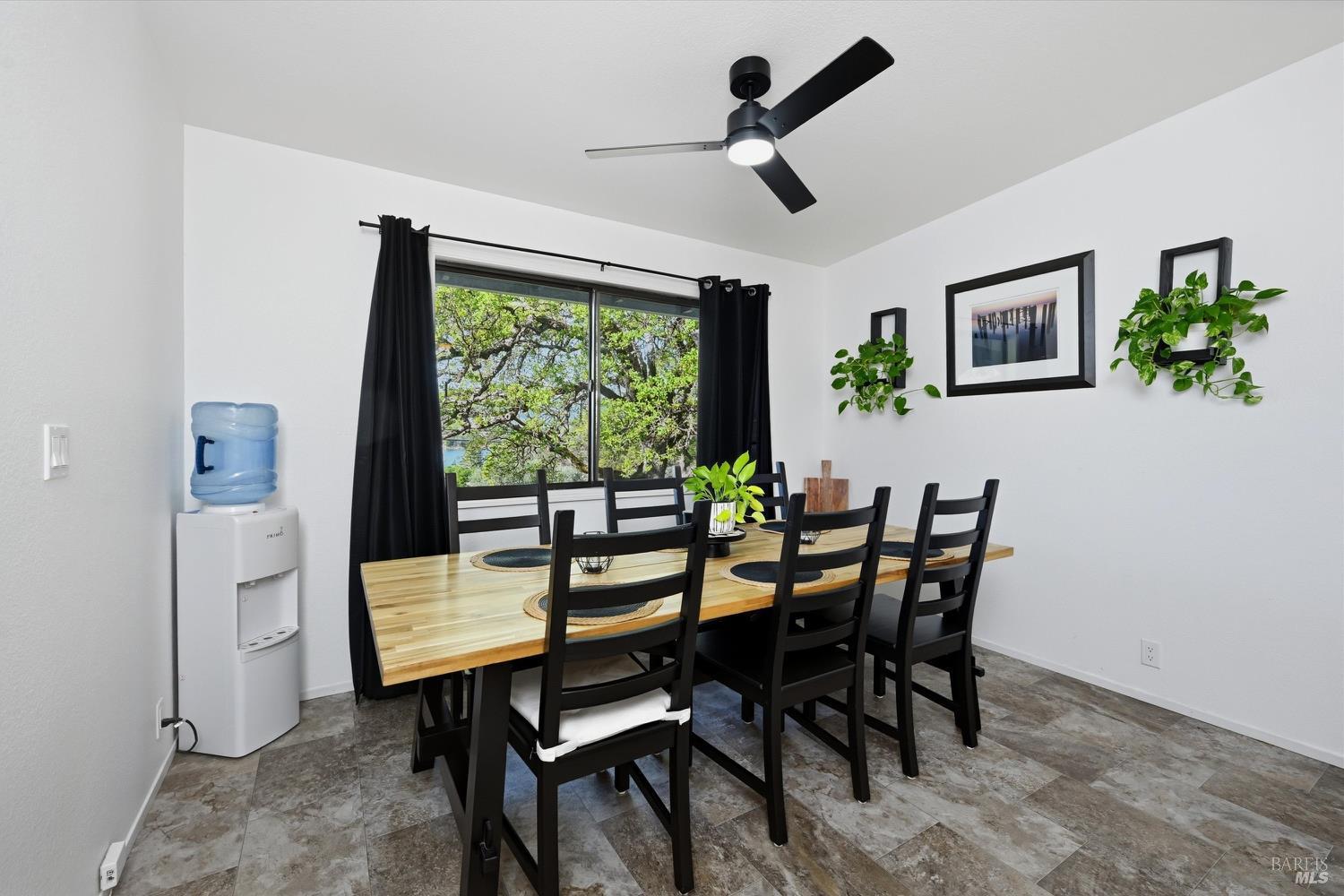 19004 Deer Hill Road Hidden Valley Lake CA 95467